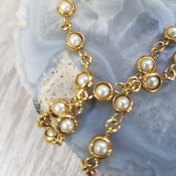 Crown Trifari goldtone mini pearls necklace - Picture 9 of 9